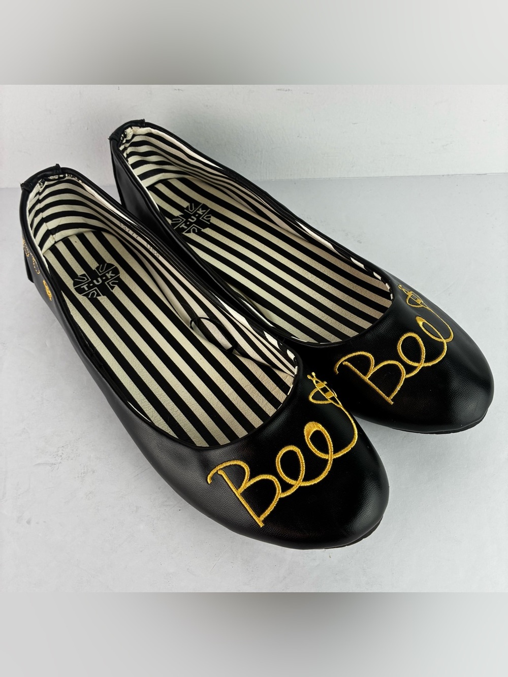 T.U.K. Buzz Just Because Bee Flats Vegan